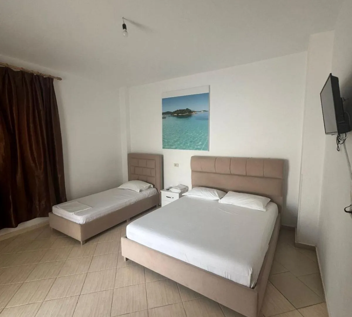Villa Noah Εξαμίλιο Πανσιόν